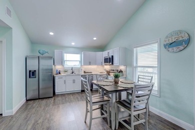 New fully furnished Coastal cottage stilt home in Holiday Beach - photo 15