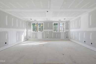 Crafted by Wagoner Homes, this extraordinary 5,032-square-foot - photo 19