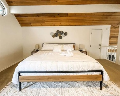 Experience the ultimate lakefront retreat on beautiful Fort - photo 20