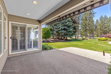 True single level living in this lovely zero-entry home in the - photo 24