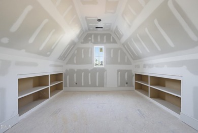Crafted by Wagoner Homes, this extraordinary 5,032-square-foot - photo 24