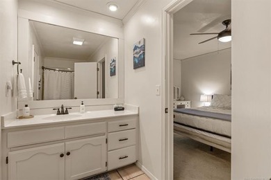Experience the ultimate lakefront retreat on beautiful Fort - photo 25