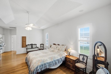 Welcome to this well-appointed single-story residence in Winding - photo 26