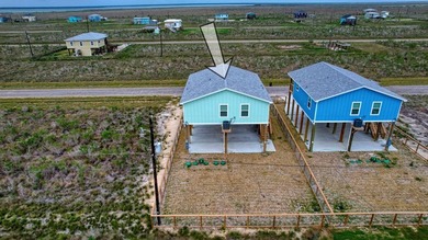New fully furnished Coastal cottage stilt home in Holiday Beach - photo 30