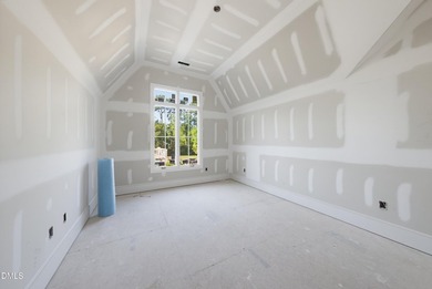 Crafted by Wagoner Homes, this extraordinary 5,032-square-foot - photo 34
