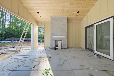 Crafted by Wagoner Homes, this extraordinary 5,032-square-foot - photo 38