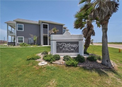 Welcome to a beautifully refreshed townhome designed for those - photo 2