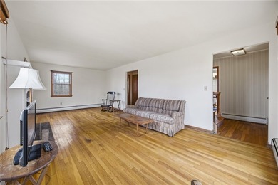 Perfectly positioned just minutes from the heart of Penn Yan and - photo 9