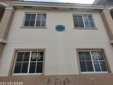 Lake Condo Sale Pending in Homestead, Florida