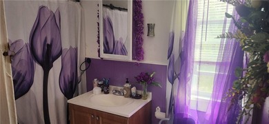 ?? Charming Colonial in a Pride-of-Ownership Neighborhood! - photo 14