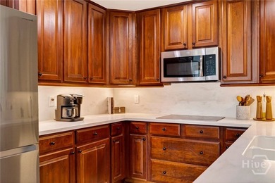 WELCOME HOME to Mayfair II, one of Savannah's most established - photo 14
