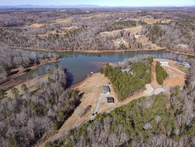 Welcome to this like new custom-built cottage where waterfront - photo 14