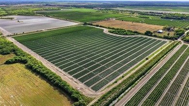 Exceptional opportunity to acquire a fully operational, turnkey - photo 17