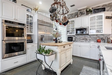 Welcome to this charming and inviting Mini-Ranch located in the - photo 18