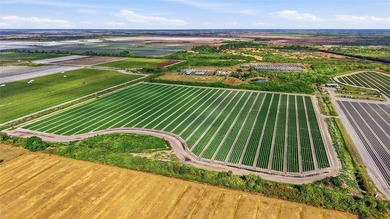 Exceptional opportunity to acquire a fully operational, turnkey - photo 18