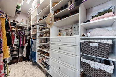 Welcome to this charming and inviting Mini-Ranch located in the - photo 26