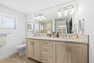 Stunning waterfront estate in prestigious Coral Ridge Country - photo 28