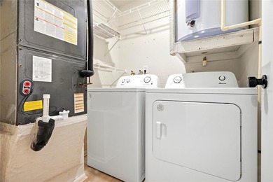 Virtually Staged. Beautifully remodeled two bedroom, two bath - photo 30