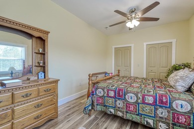 Welcome to this like new custom-built cottage where waterfront - photo 31