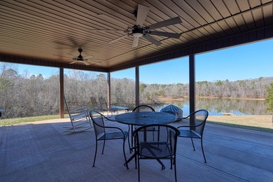 Welcome to this like new custom-built cottage where waterfront - photo 38