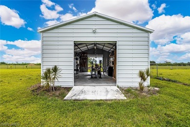Welcome to this charming and inviting Mini-Ranch located in the - photo 45