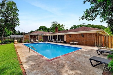 WELCOME HOME to Mayfair II, one of Savannah's most established - photo 56