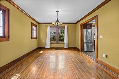 WELCOME to 24 Martinot Ave, where CLASSIC CHARM & CHARACTER meet - photo 15