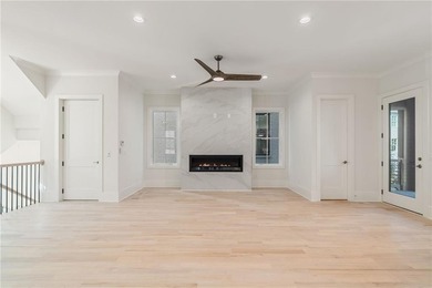 ** READY NOW - NEW CONSTRUCTION IN DOWNTOWN ALPHARETTA ** A+