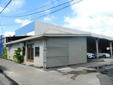 Located near Honolulu Internation Airport and the future rail - photo 16