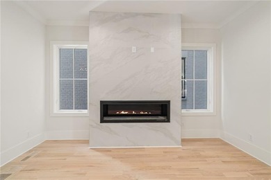 ** READY NOW - NEW CONSTRUCTION IN DOWNTOWN ALPHARETTA ** A+