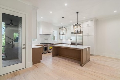 ** READY NOW - NEW CONSTRUCTION IN DOWNTOWN ALPHARETTA ** A+