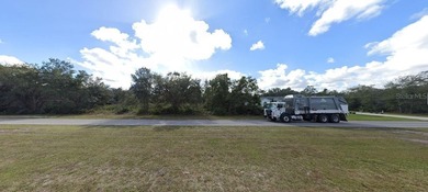 This 0.50-acre vacant lot at 711 El Dorado Drive , Florida - photo 2