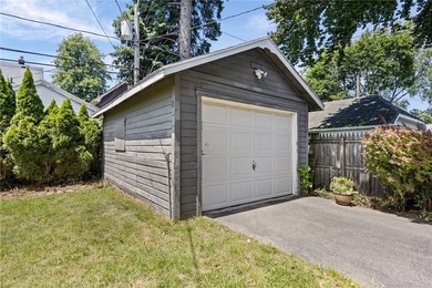 WELCOME to 24 Martinot Ave, where CLASSIC CHARM & CHARACTER meet - photo 37