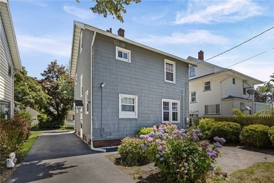 WELCOME to 24 Martinot Ave, where CLASSIC CHARM & CHARACTER meet - photo 39