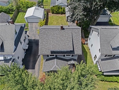 WELCOME to 24 Martinot Ave, where CLASSIC CHARM & CHARACTER meet - photo 42