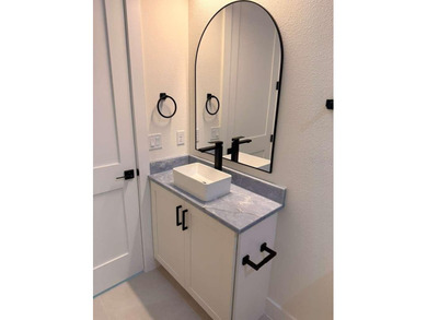 SELLER CONTRIBUTING UP TO $8,000 TOWARD BUYER'S CLOSING COSTS! - photo 47