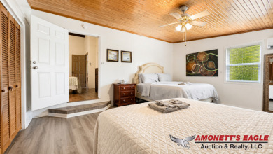 Cabin #3 - 5 Bedroom, 4 Bathroom, 1600 sqft. - photo 15