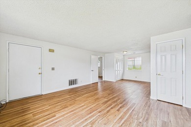 Tucked away on a quiet cul-de-sac, this charming 4 bedroom home - photo 6