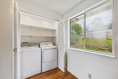 Tucked away on a quiet cul-de-sac, this charming 4 bedroom home - photo 9
