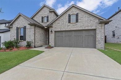 Lake Home Sale Pending in Oak Point, Texas