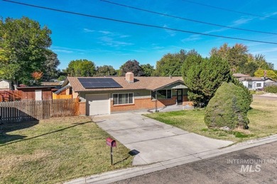 Welcome to Indiana Avenue. This charming brick home sits on a