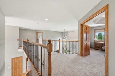 Welcome to your half-acre Sunset Lakes oasis! This custom-built - photo 19
