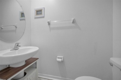 Welcome to effortless living in Holiday-perfectly positioned - photo 23
