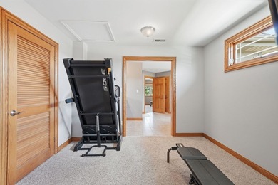 Welcome to your half-acre Sunset Lakes oasis! This custom-built - photo 25