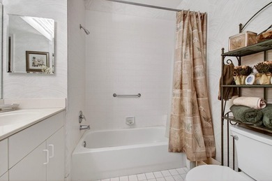 Beautifully maintained 2BR/2BA villa in the desirable Crystal - photo 31