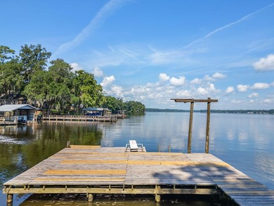 Lake Talquin lakefront with a huge new deck to enjoy sunset - photo 31