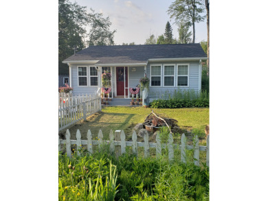 East Caroga Lake Home For Sale in Caroga Lake New York