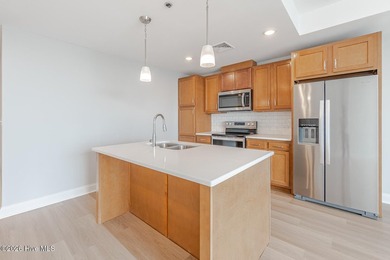 Experience the pinnacle of downtown living at The Overlook at - photo 10