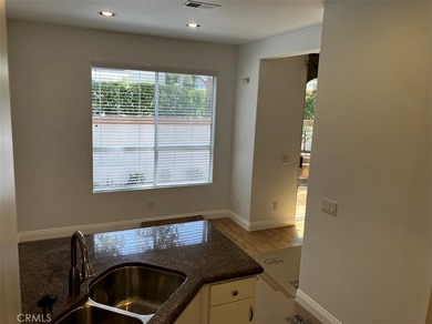 Location, location, location! This Palmilla townhome has it! - photo 13