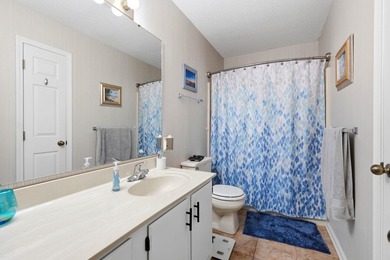 Welcome to this beautifully updated, 2-bedroom, 2-bath end-unit - photo 20